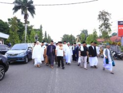 Wali Kota dan Wakil Wali Kota Sholat Idul Adha di MABM