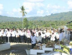 Pada Apel Kerja Perdana: Bupati Boltim Harap ASN Boltim Untuk Lebih Berkarya, Bekerja dan Mengabdi Untuk Kemajuan Daerah.