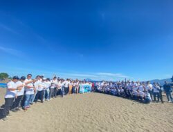 Milenial PLN Lakukan Beach Clean Up, Konsisten Jaga Kelestarian Lingkungan