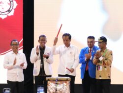 Presiden Jokowi Buka Mahasabha XIII KHMDI dengan Sorotan pada Tantangan Lingkungan