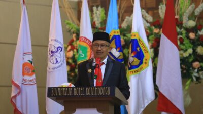 Institut Kesehatan dan Teknologi Graha Medika, Pj. Wali Kota Kotamobagu, DR. Drs. Asripan Nani, M.Si., Pimpin Prosesi Wisuda