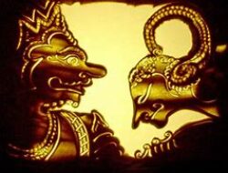 Wayang Kulit: Seni Pertunjukan Tradisional yang Menghidupkan Mitologi Indonesia