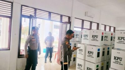 Wakapolres Kotamobagu, Kompol Arie Prakoso, Lakukan Pengecekan Personil PAM KPU Meski Pasca Operasi