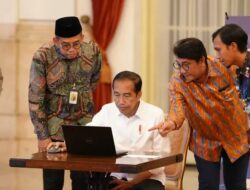 Presiden Jokowi dan Pejabat Negara Laporkan SPT Tahunan Secara Elektronik