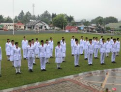 Pengukuhan Purna Paskibraka Kotamobagu 2023 oleh Pj. Wali Kota Asripan Nani di Alun-Alun Boki Hontinimbang