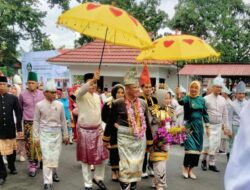 Pj. Wali Kota Kotamobagu Abdullah Mokoginta Bersama Keluarga Disambut Adat Poponikan Kon Komalig Moloben