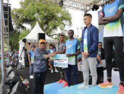 Meriah! Pj. Wali Kota Kotamobagu Abdullah Mokoginta Hadiri Motampot Fun Race 2024, Ribuan Peserta Banjiri Alun-Alun Boki Hontinimbang