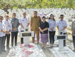 Mengenang Jasa Pahlawan: Pj. Wali Kota Kotamobagu Dampingi Gubernur Olly Dondokambey Ziarah ke Makam C.J. Rantung di HUT ke-60 Sulut