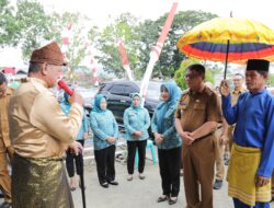 Pj. Wali Kota Kotamobagu, Abdullah Mokoginta, dan Ketua Tim Penggerak PKK Gelar Kunjungan Kerja dan Silaturahmi di Kecamatan Kotamobagu Selatan