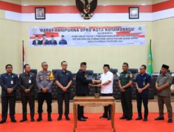 Pj. Wali Kota Kotamobagu Hadiri Rapat Paripurna DPRD, Bahas Penetapan RPJPD Kota Kotamobagu 2025–2045