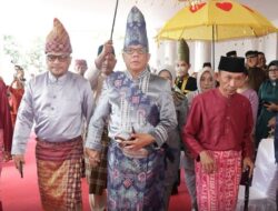 Kotamobagu Sambut Pemimpin Baru! Prosesi Adat Poponagan Warnai Akhir Jabatan Pj Wali Kota Abdullah Mokoginta