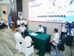 Wali Kota Kotamobagu Saksikan Perkawinan Massal di Manado dan Terima Penghargaan Pelayanan Publik Prima