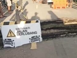 Jalan Kayak Menuju Lolak Ambruk Dan Hancur Tepat Didesa Solok Kecamatan Lolak