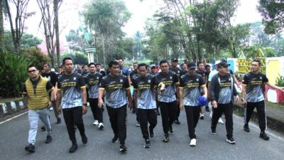 Polres Kotamobagu Sukses Gelar Jalan Sehat, Ribuan Warga Antusias Sambut Hari Bhayangkara ke-79