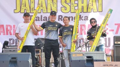 Dukung Swasembada Pangan, Polres Kotamobagu Bagikan Doorprize Alsintan untuk Petani di Momen Jalan Sehat Hari Bhayangkara ke-79
