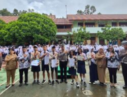Police Go To School, Kasat Lantas Ajak Pelajar SMP N 1 Kotamobagu Tertib Berlalu Lintas