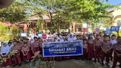 Sat Lantas Polres Kotamobagu Lewat Program Motabi: Polisi Sahabat Anak, Edukasi Tertib Lalu Lintas & Stop Bullying