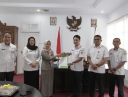 Wakil Wali Kota Kotamobagu Serahkan SK Plt. Direktur RSUD kepada dr. Tanty Korompot, M.Kes