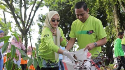 Wali Kota Weny Gaib dan Ketua TP-PKK Kotamobagu Turun Lapangan di Aksi Bersih Climate Day