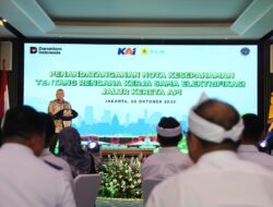 Tanpa Dana APBN, PLN-KAI Mulai Era Baru Elektrifikasi Kereta Nasional
