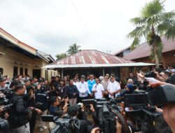“Merdeka dari Kegelapan” — PLN Dukung KESDM Terangi Rumah Warga Prasejahtera di Minahasa