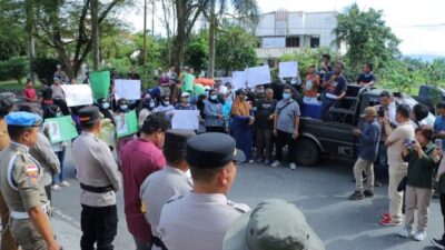 Aksi Damai Tenaga Kesehatan Berjalan Tertib, Polres Kotamobagu Pastikan Tiga Titik Unjuk Rasa Tetap Kondusif