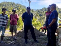 Warga Desa Abak dan Polsek Lolayan Gotong Royong Siapkan Lahan Pos Pengamanan Permanen