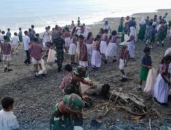 Karya Bakti TNI-Polri Bersihkan Pesisir Pantai Motabang, Dukung Gerakan Indonesia ASRI