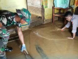 TNI–Pemda–Perusahaan Bersatu, Koramil Lolayan Pimpin Aksi Bersih Pascabanjir di Desa Bakan