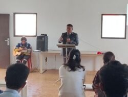 Kapolsek Lolayan Beri Pembinaan Mental di PT BDL, Perkuat Integritas dan Harmoni Kerja Karyawan Tambang