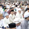 Wali Kota dan Wakil Wali Kota Kotamobagu Salat Idulfitri di Boki Hontinimbang, Ribuan Warga Tumpah Ruah